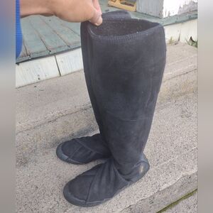 VIBRAM Furoshiki Boots Size L 42-43 Shearling. (USM 9-10, USW 10.5- 11) Black